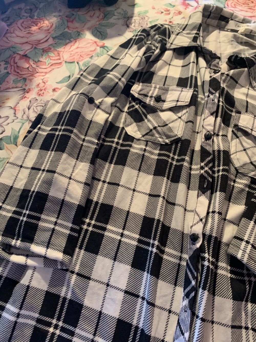 Eden & Olivia Black and White Plaid Long Sleeve top Size 1X - Picture 2 of 9